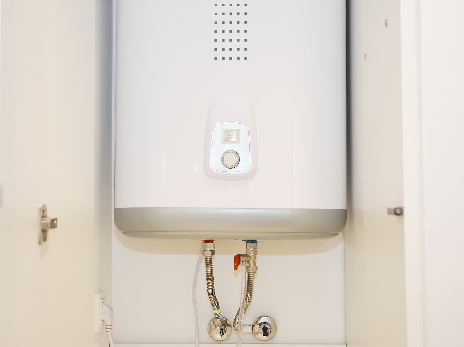 boiler installation woking - Combi Boiler for house heating